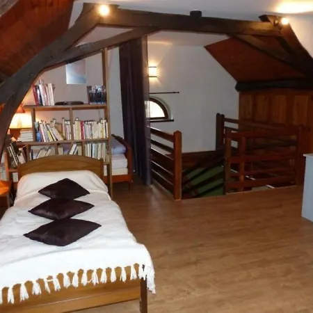 House Les Courriers