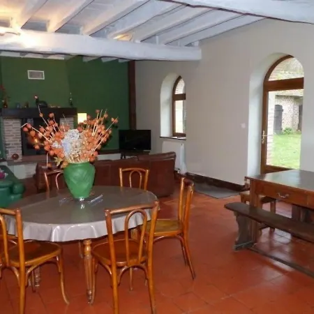 House Les Courriers